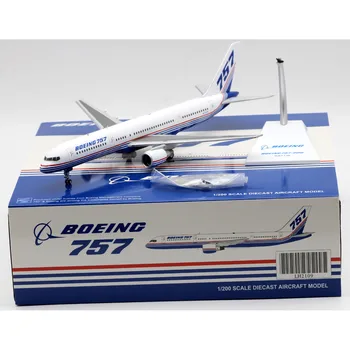 Подарочный Коллекционный самолет Из сплава LH2109 JC Wings 1:200 Boeing B757-200 
